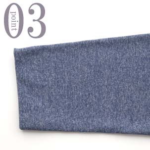 リブなしの袖口で重ね着しやすい