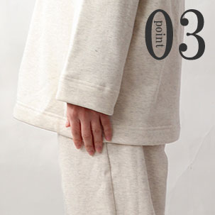 お尻が少し隠れる後ろすそ丈