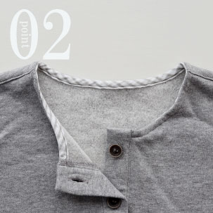 ちらりと覗くおしゃれなテープのワンポイント（全色同色）