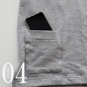 スマホも入るポケットつき
