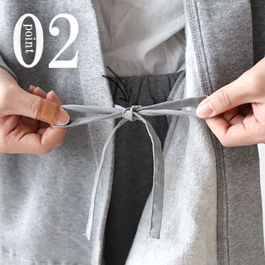 ちらりと覗くおしゃれなテープのワンポイント（全色同色）