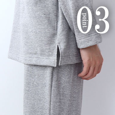 お尻が少し隠れる後ろすそ丈