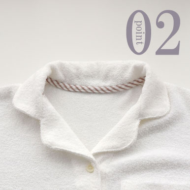 開襟ですっきり首周り