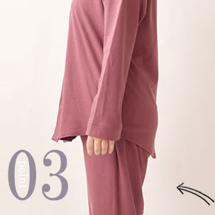 お尻が少し隠れる後ろすそ丈。シャツのスワローテールを採用