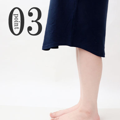 スマホも入るポケットつき