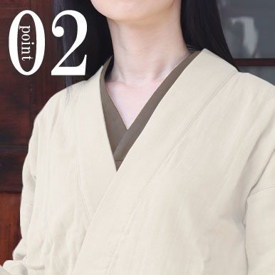 内紐で身幅のサイズ感を調節してください