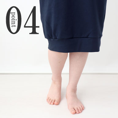 スマホも入るポケットつき