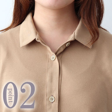 第一ボタンを開けても、だらしなく見えない