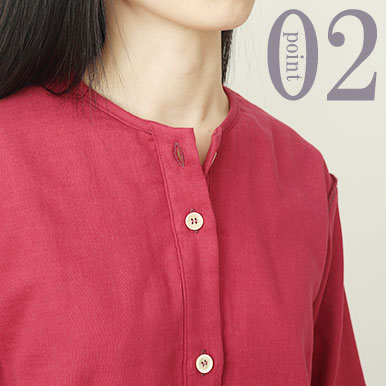 2つめのボタンは間隔を狭くし、あけてもだらしなくない