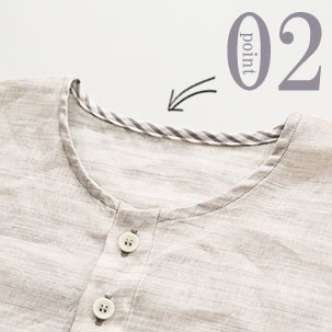 ちらりと覗くおしゃれなテープのワンポイント（全色同色）