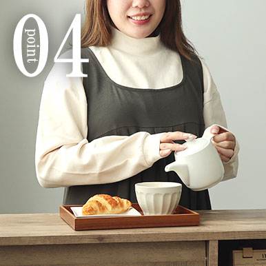 スマホも入るポケットつき