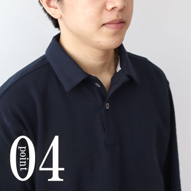 スマホも入るポケットつき