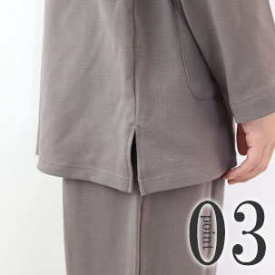 お尻が少し隠れる後ろすそ丈。シャツのスワローテールを採用