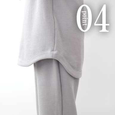 お尻が少し隠れる後ろすそ丈