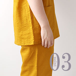 お尻が少し隠れる後ろすそ丈