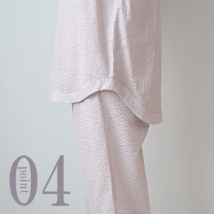 お尻が少し隠れる後ろすそ丈