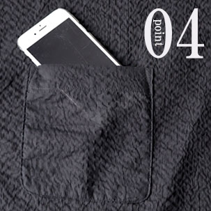 スマホも入るポケット