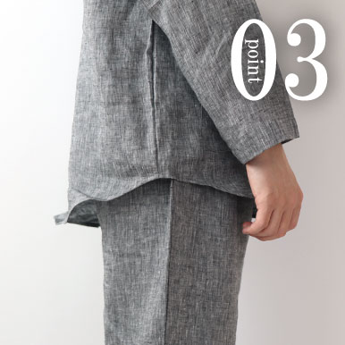 お尻が少し隠れる後ろすそ丈。シャツのスワローテールを採用