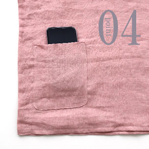 スマホも入るポケットつき