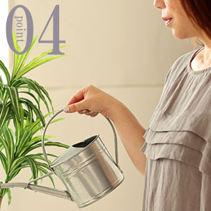 スマホも入るポケットつき