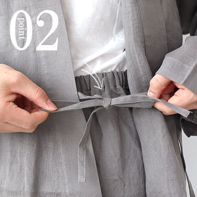 ちらりと覗くおしゃれなテープのワンポイント(全色同色)