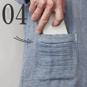 スマホも入るポケットつき