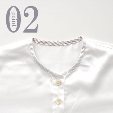 ちらりと覗くおしゃれなテープのワンポイント（全色同色）