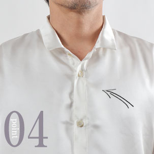 スマホも入るポケットつき