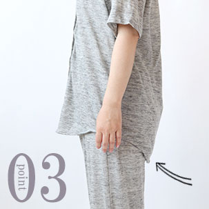 お尻が少し隠れる後ろすそ丈。シャツのスワローテールを採用