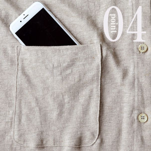 スマホも入るポケットつき