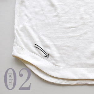 ちらりと覗くおしゃれなテープのワンポイント（全色同色）