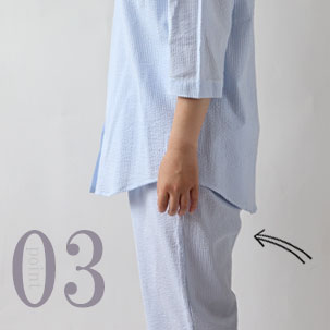 お尻が少し隠れる後ろすそ丈。シャツのスワローテールを採用