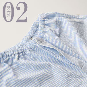 公共の場所にも安心な前立て<br>（社会の窓）つき