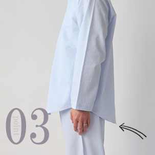 お尻が少し隠れる後ろすそ丈。シャツのスワローテールを採用