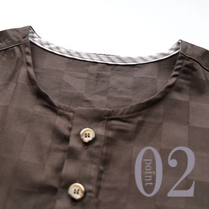 ちらりと覗くおしゃれなテープのワンポイント（全色同色）