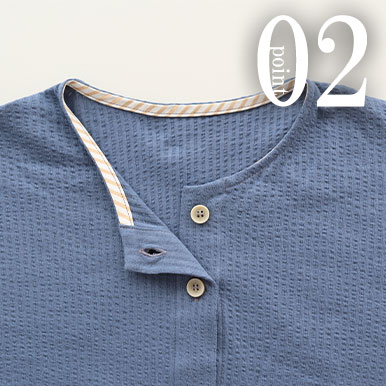 ちらりと覗くおしゃれなテープのワンポイント（全色同色）