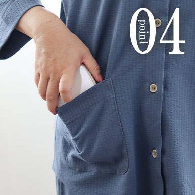 スマホも入るポケットつき