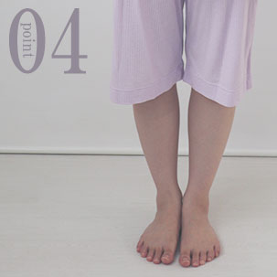 お尻が少し隠れる後ろすそ丈