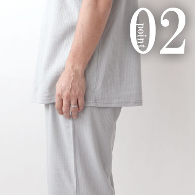 お尻が少し隠れるうしろ裾丈