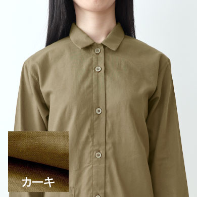 カーキ