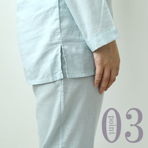 お尻が少し隠れる後ろすそ丈。シャツのスワローテールを採用