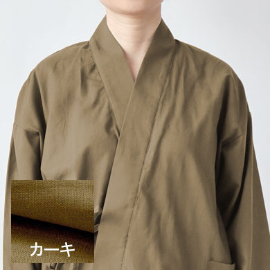 カーキ