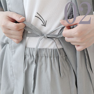 内紐で身幅のサイズ感を調節