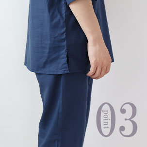 お尻が少し隠れる後ろすそ丈