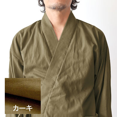 カーキ