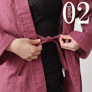 内紐で身幅のサイズ感を調節してください