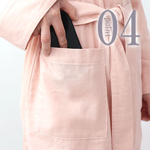 スマホも入る腰ポケットつき（2箇所）