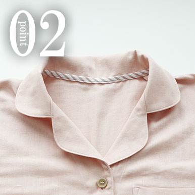 開襟ですっきり首周り