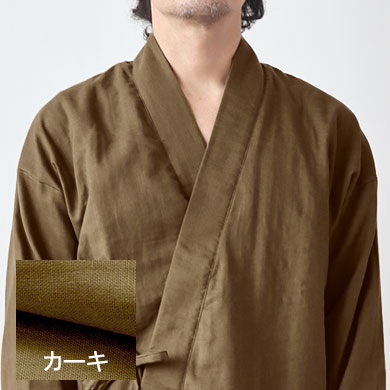 カーキ