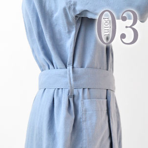 さっと通しやすいベルトループ